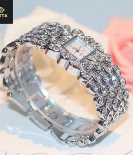 petra-gorgeous-bold-silver-bangle-design-wristwatch